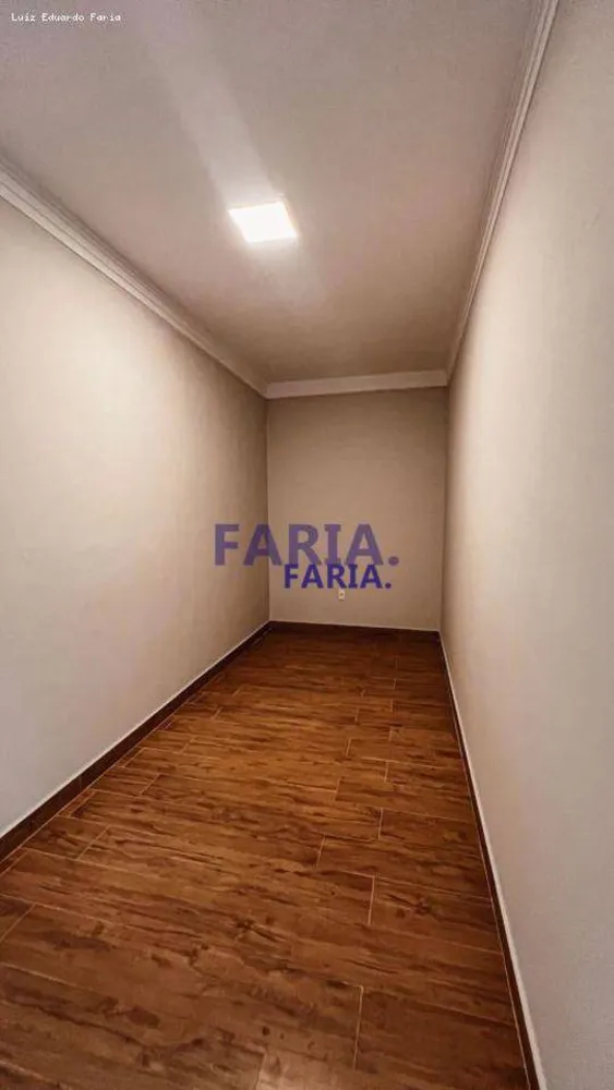 Casa, 4 quartos, 300 m² - Foto 11