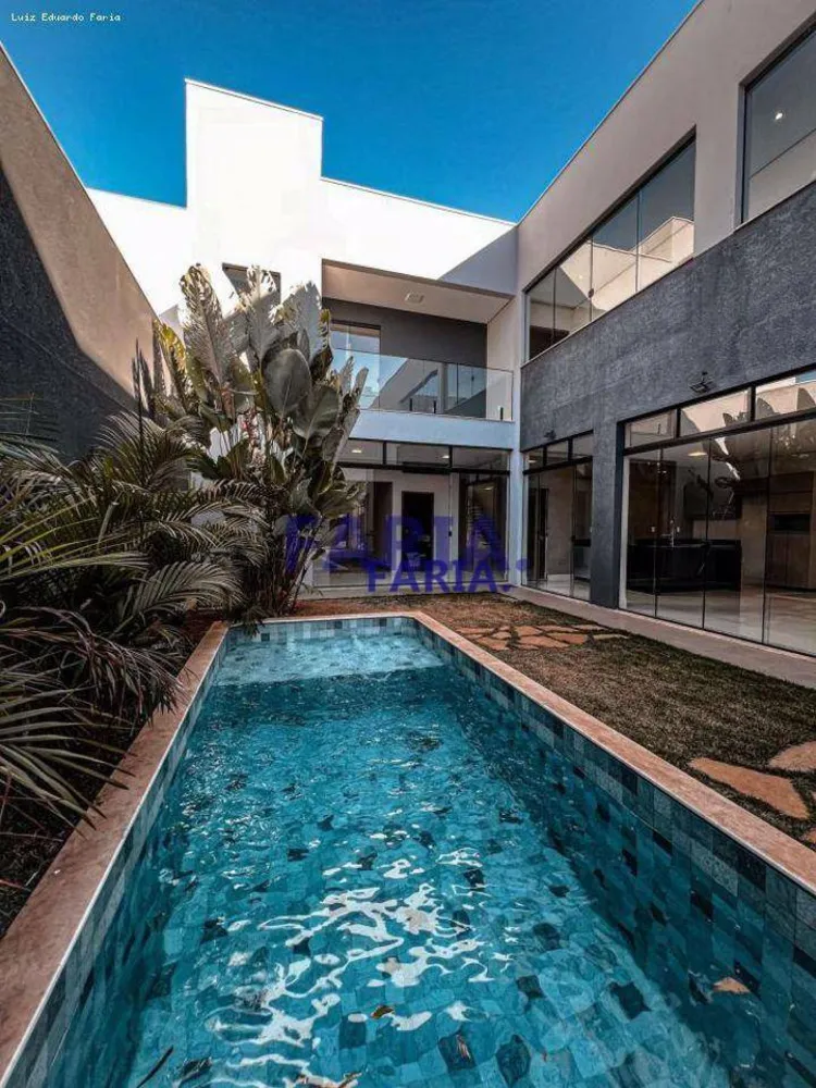 Casa, 4 quartos, 300 m² - Foto 18