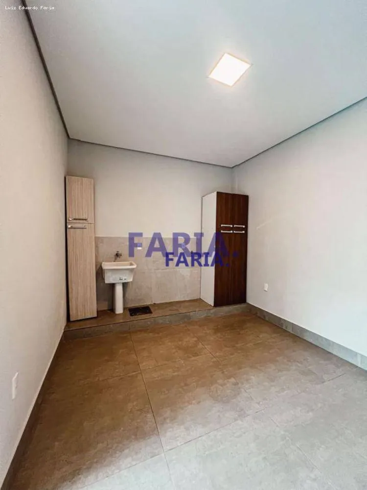 Casa, 4 quartos, 300 m² - Foto 16