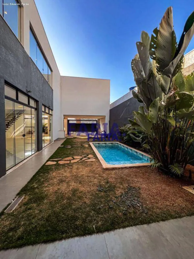 Casa, 4 quartos, 300 m² - Foto 17