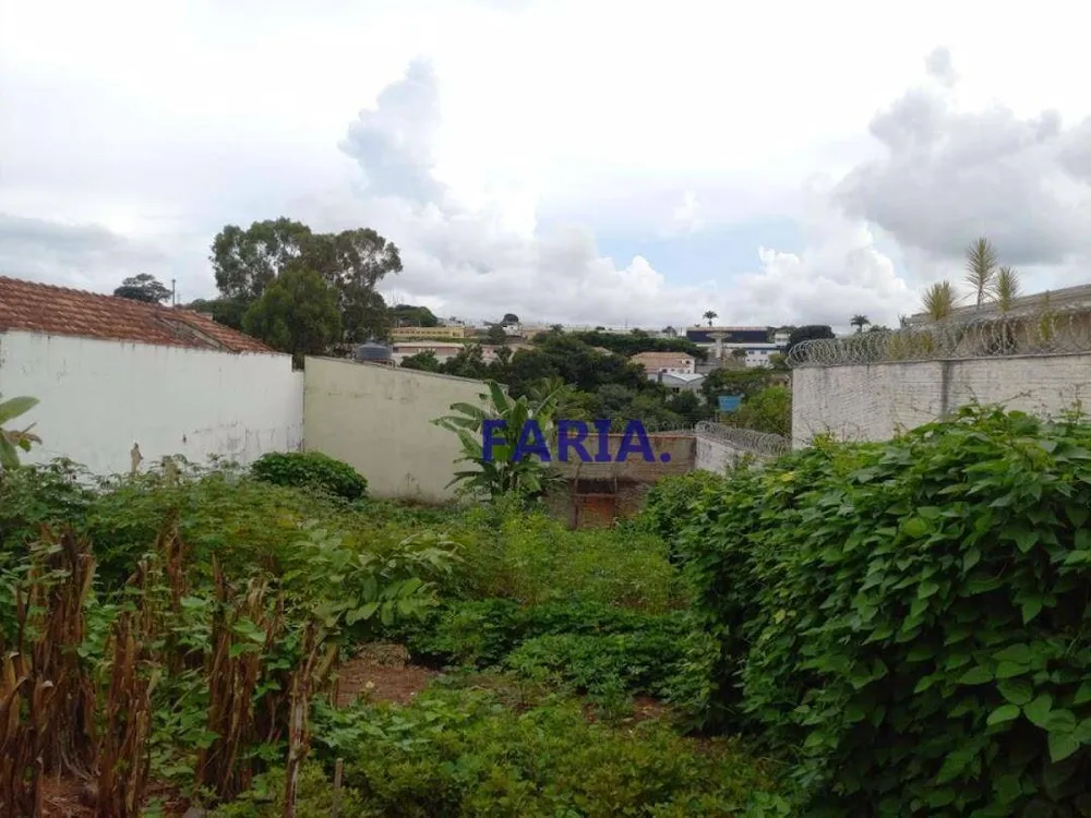 Terreno, 300 m² - Foto 1