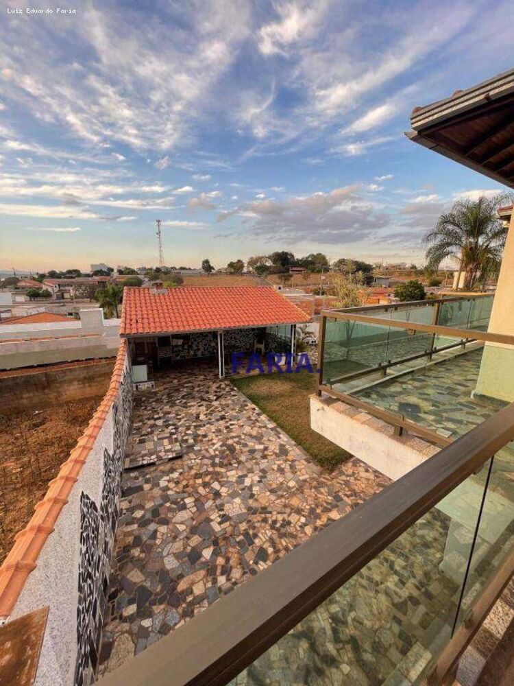 Casa à venda com 4 quartos, 332m² - Foto 20