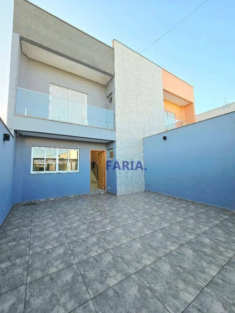 Casa, 3 quartos, 148 m² - Foto 2