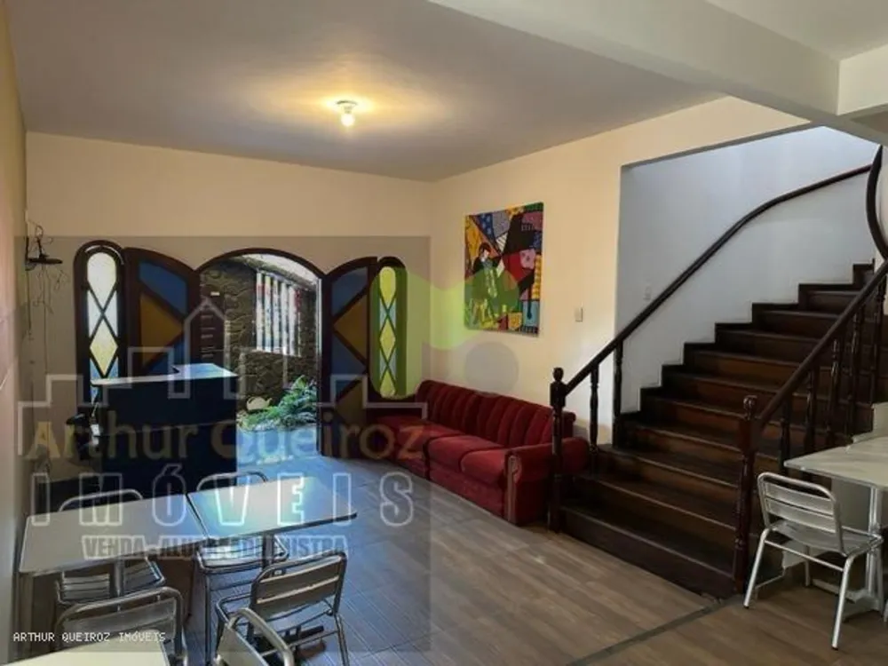 Casa, 11 quartos, 311 m² - Foto 2