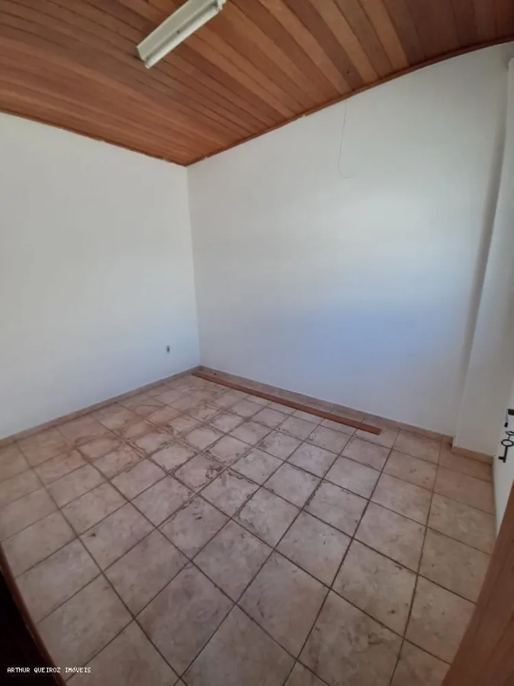 Casa, 6 quartos, 130 m² - Foto 3