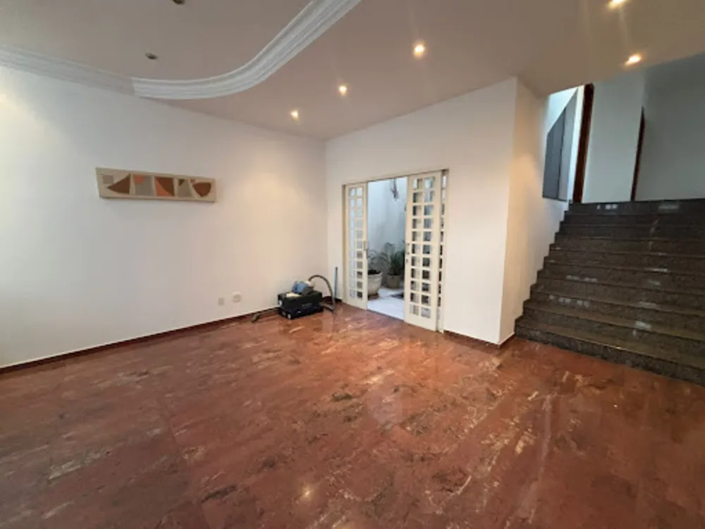 Casa, 5 quartos, 284 m² - Foto 3