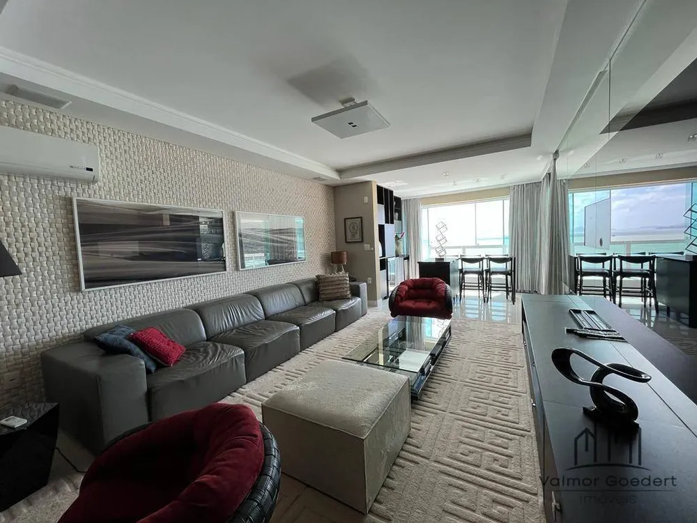 Apartamento, 3 quartos, 185 m² - Foto 2