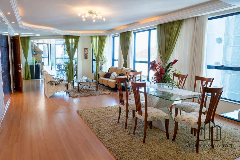 Apartamento, 4 quartos, 258 m² - Foto 4