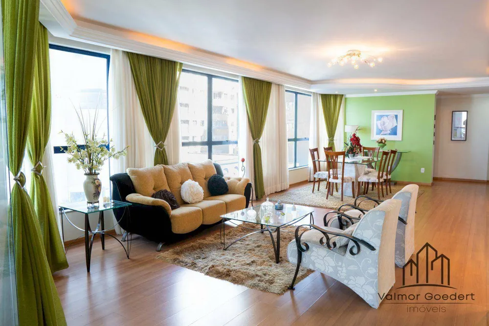 Apartamento, 4 quartos, 258 m² - Foto 2