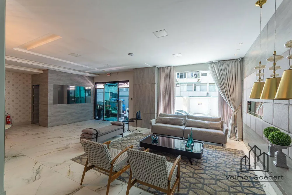 Apartamento, 3 quartos, 161 m² - Foto 1