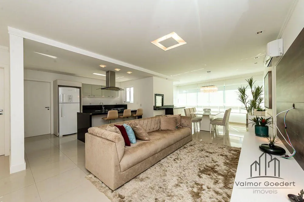 Apartamento, 3 quartos, 130 m² - Foto 1