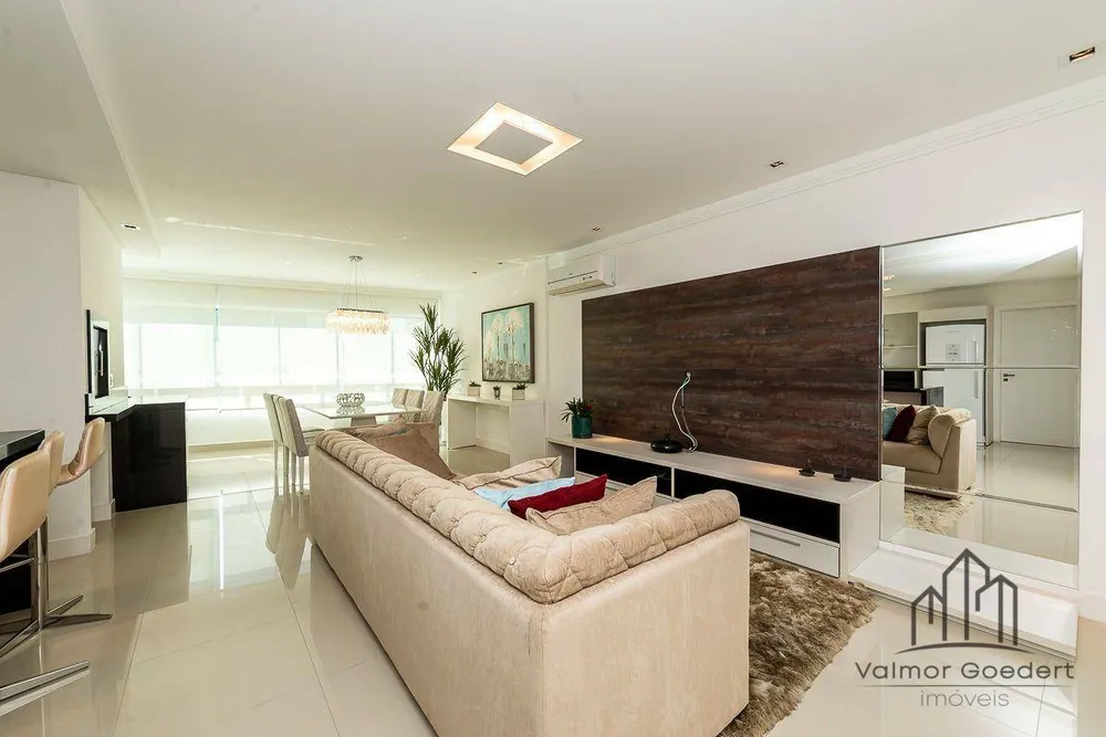 Apartamento, 3 quartos, 130 m² - Foto 3