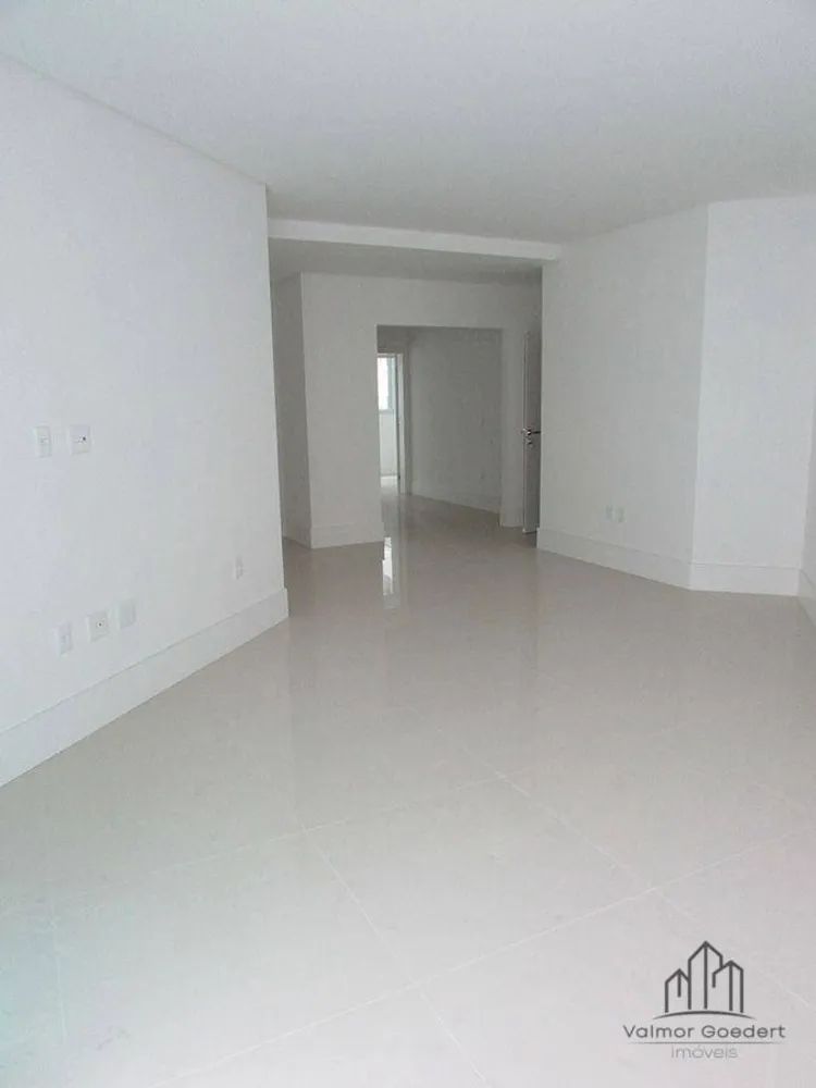 Apartamento, 3 quartos, 128 m² - Foto 4