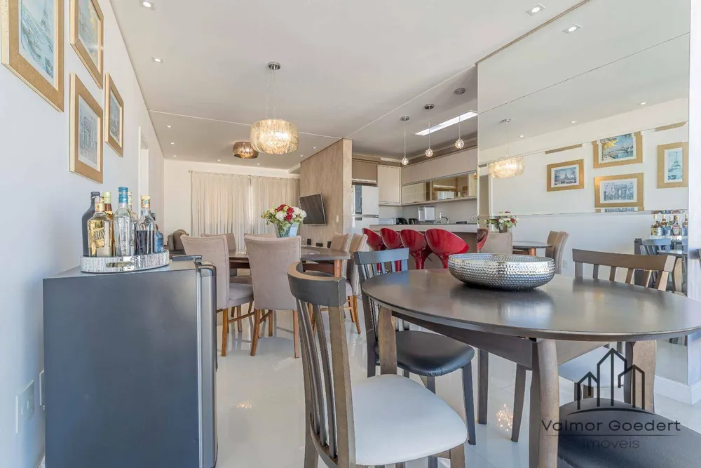 Apartamento, 4 quartos, 134 m² - Foto 2