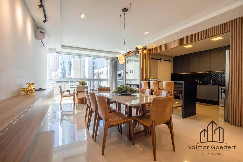 Apartamento, 3 quartos, 137 m² - Foto 2