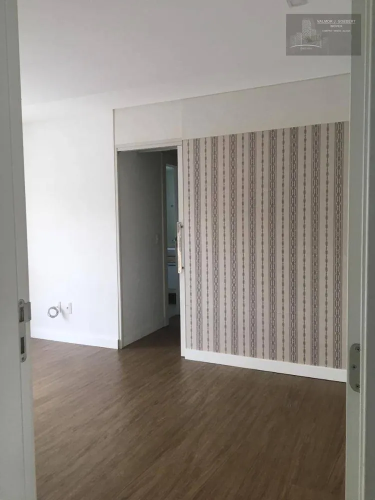 Apartamento, 3 quartos, 215 m² - Foto 1
