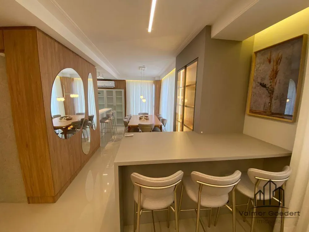 Apartamento, 3 quartos, 136 m² - Foto 4