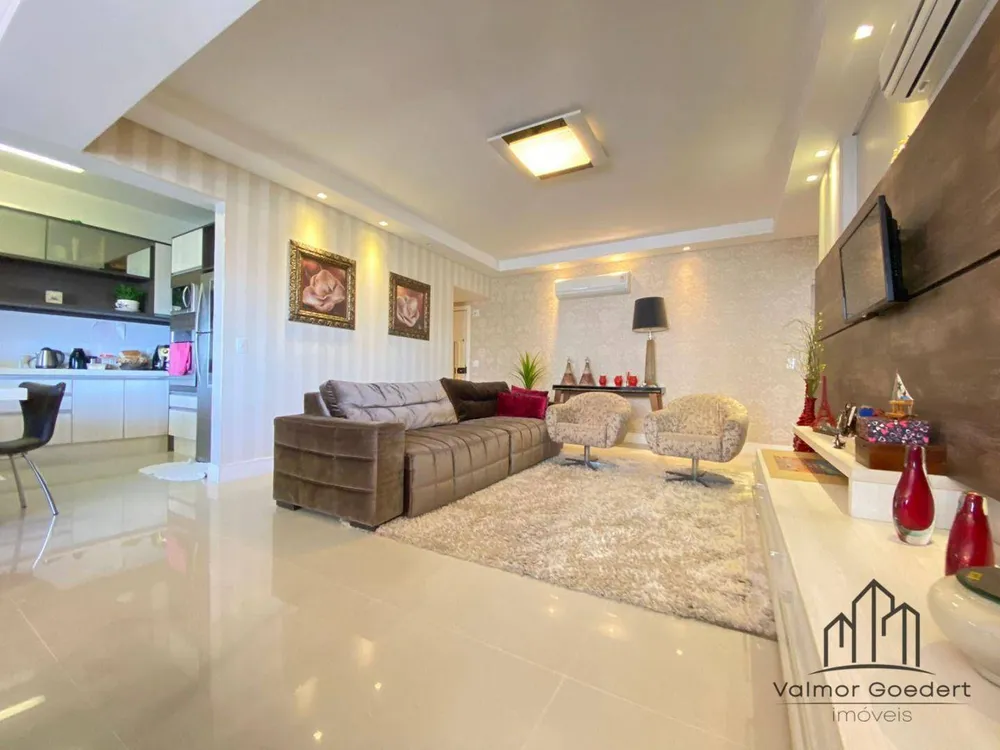 Apartamento, 3 quartos, 140 m² - Foto 2