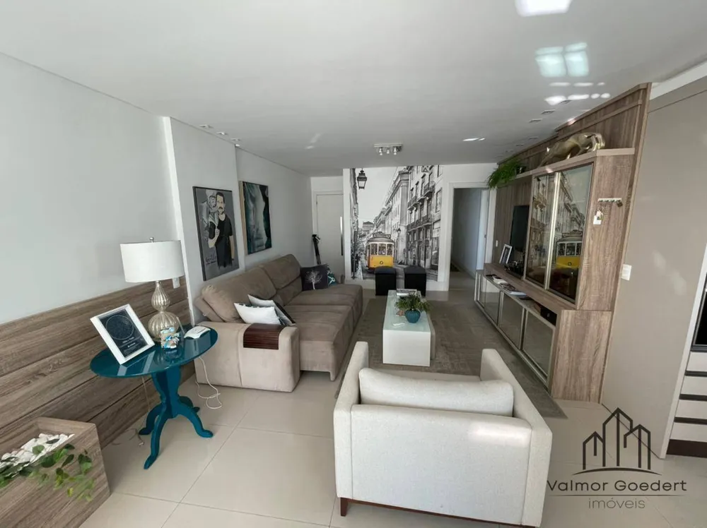 Apartamento, 3 quartos, 118 m² - Foto 2