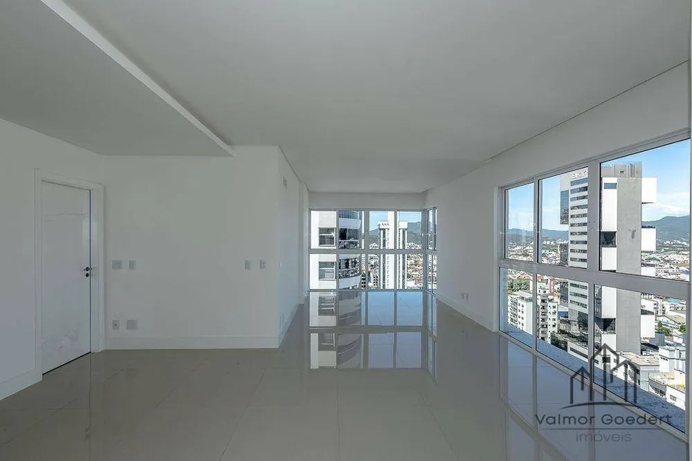 Apartamento, 3 quartos, 123 m² - Foto 2