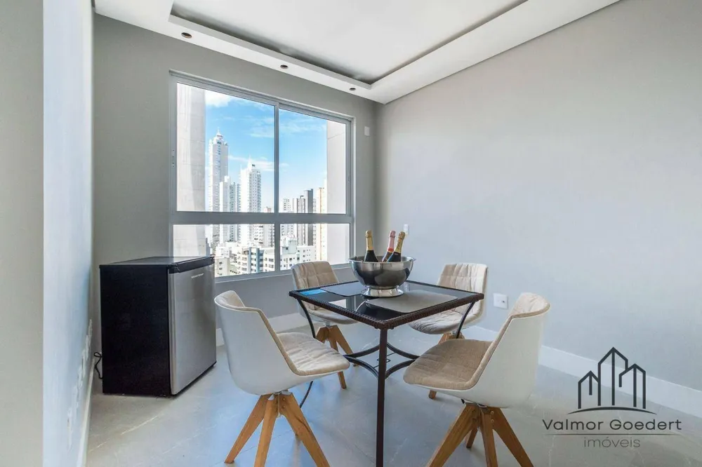Apartamento, 3 quartos, 143 m² - Foto 3