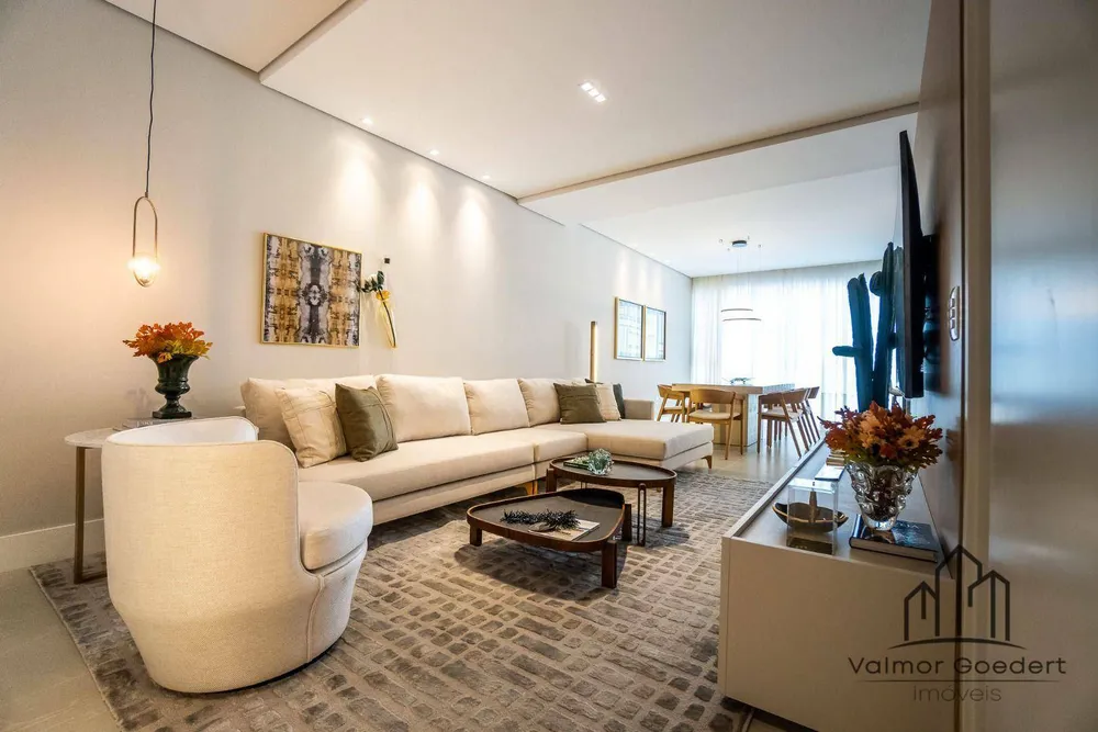 Apartamento, 4 quartos, 14373 m² - Foto 2