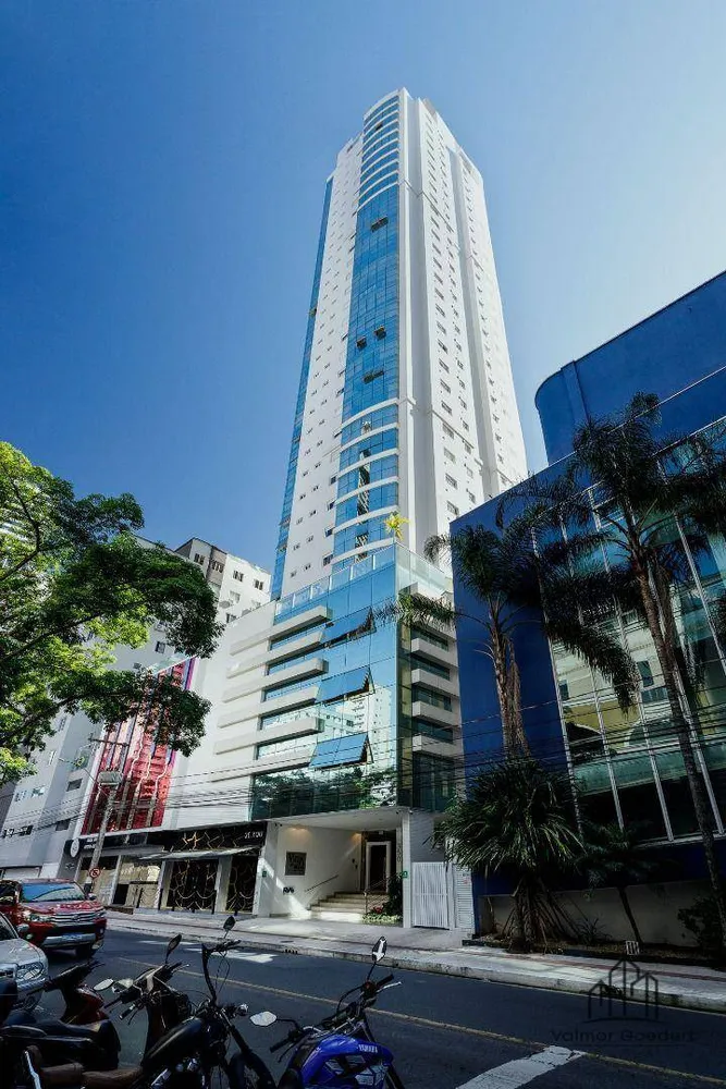 Apartamento, 3 quartos, 128 m² - Foto 2