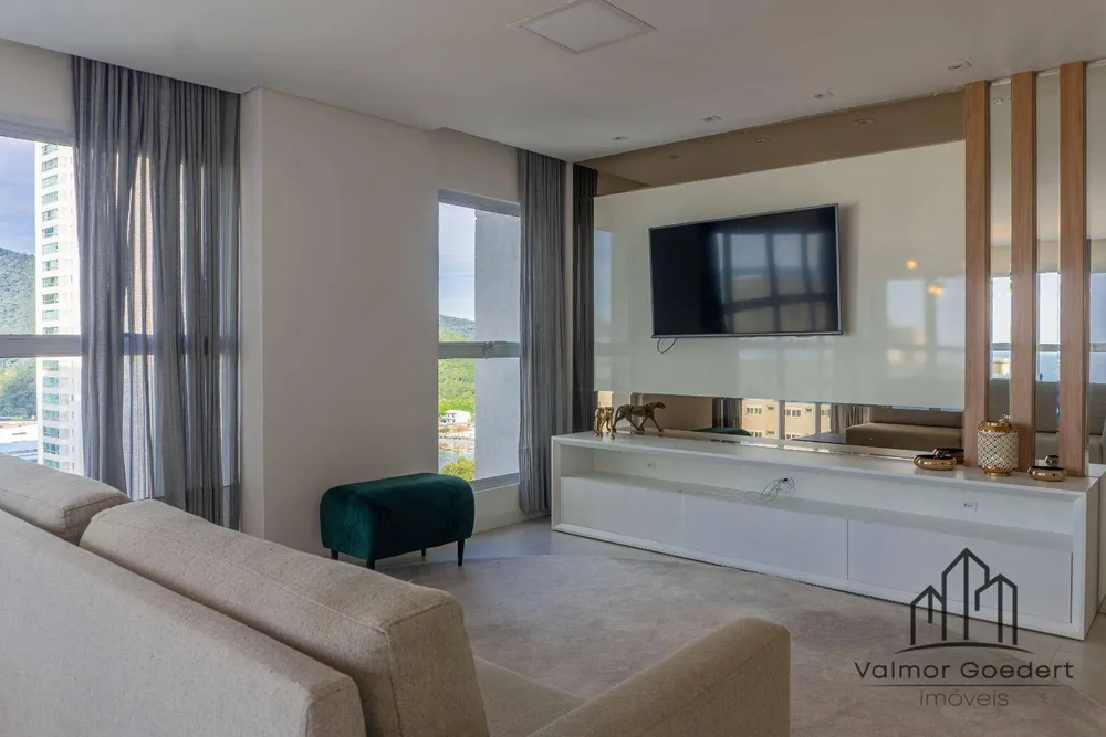 Apartamento, 3 quartos, 157 m² - Foto 2
