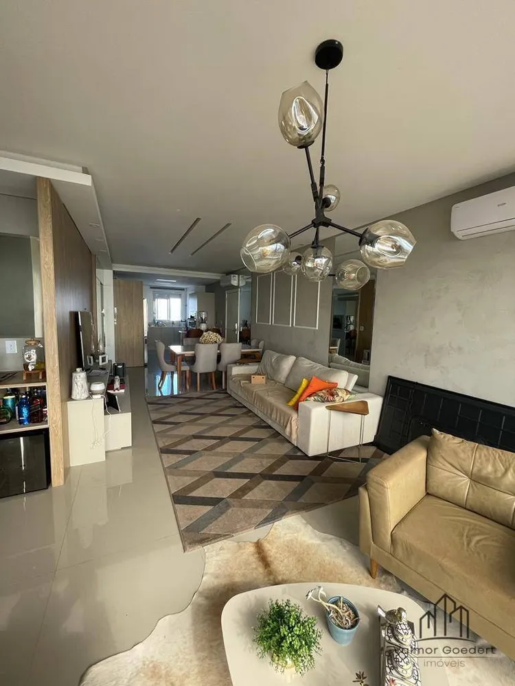Apartamento, 4 quartos, 144 m² - Foto 2