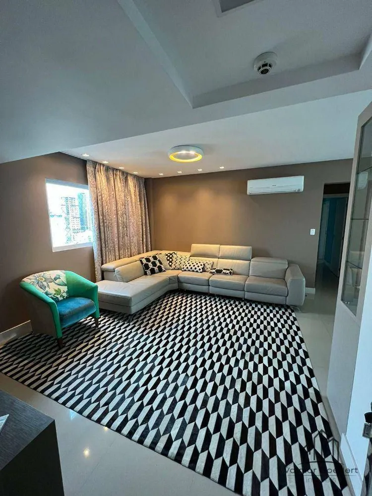 Apartamento, 3 quartos, 130 m² - Foto 2