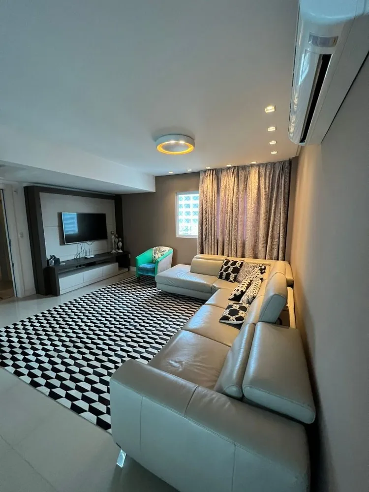 Apartamento, 3 quartos, 130 m² - Foto 1