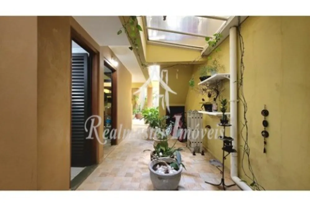 Sobrado, 3 quartos, 292 m² - Foto 1