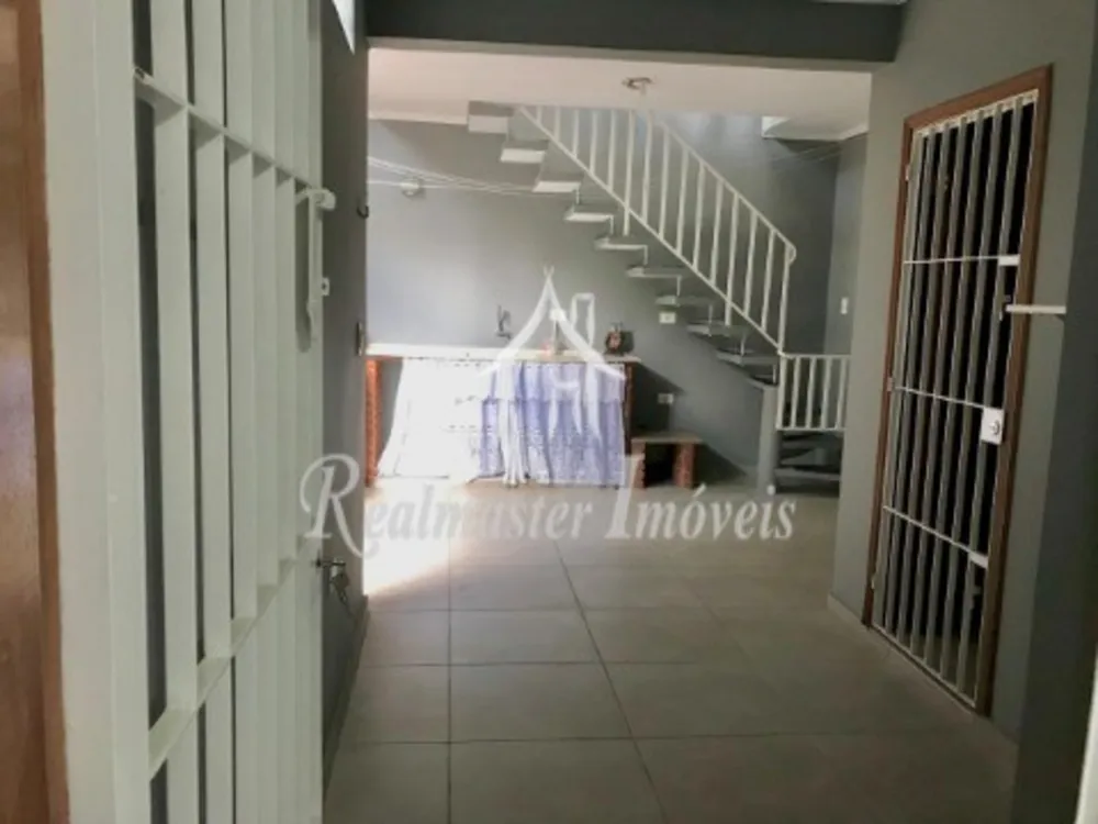 Casa, 5 quartos, 258 m² - Foto 3