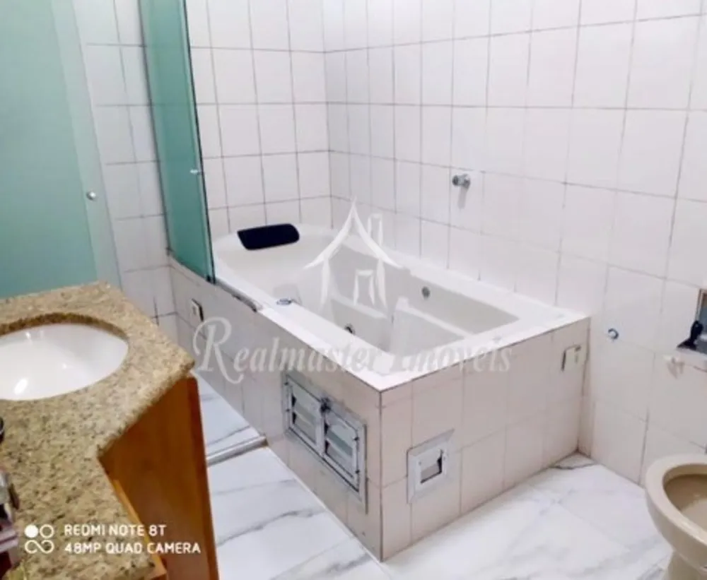 Casa, 5 quartos, 258 m² - Foto 1