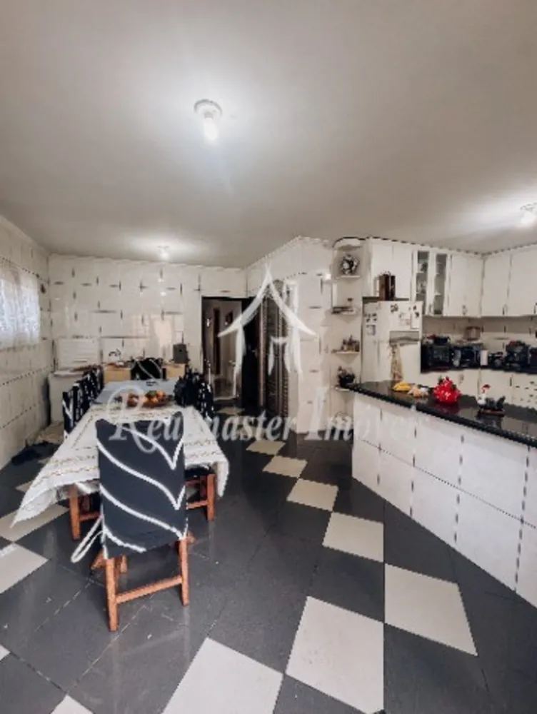 Casa, 5 quartos, 220 m² - Foto 3