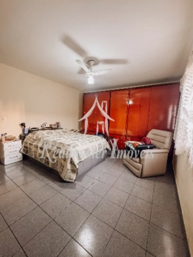 Casa, 5 quartos, 220 m² - Foto 9