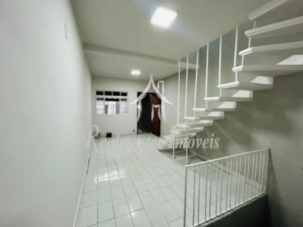 Casa, 4 quartos, 151 m² - Foto 2