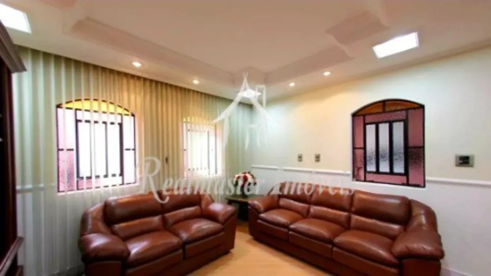Casa, 3 quartos, 238 m² - Foto 8