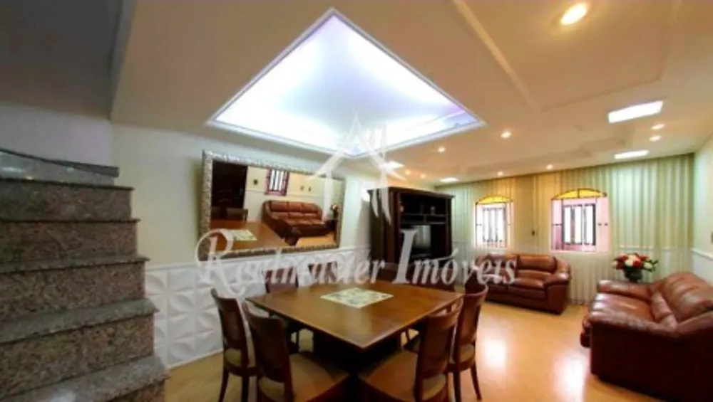 Casa, 3 quartos, 238 m² - Foto 4