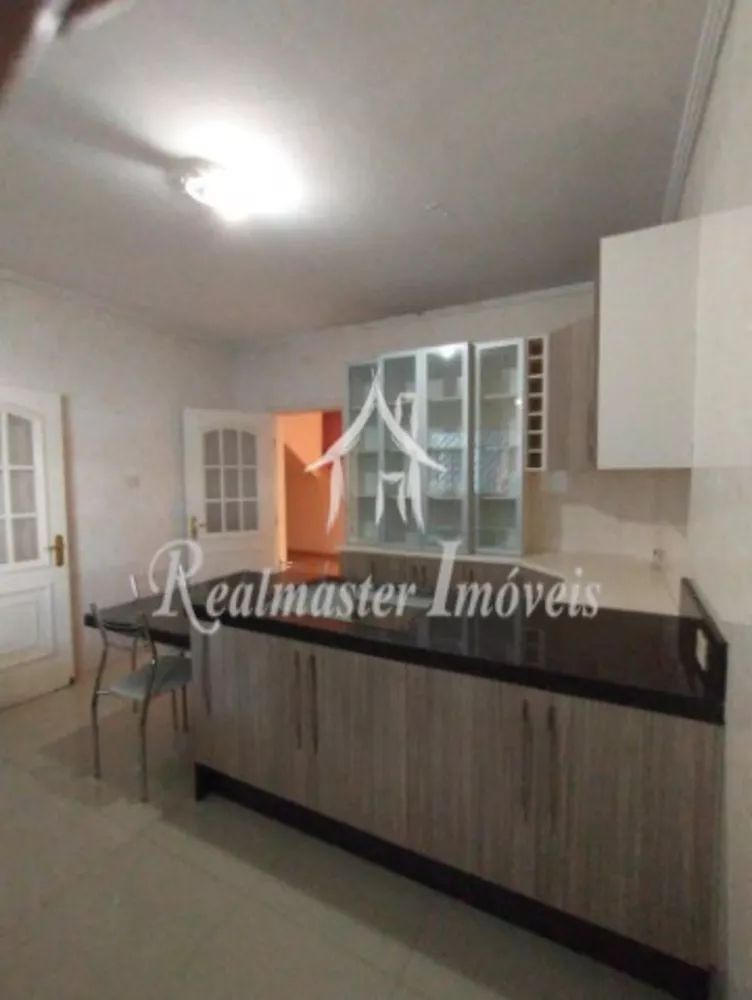 Casa à venda com 3 quartos, 156m² - Foto 4