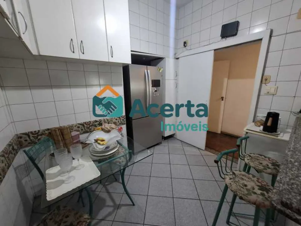 Apartamento, 3 quartos, 210 m² - Foto 2