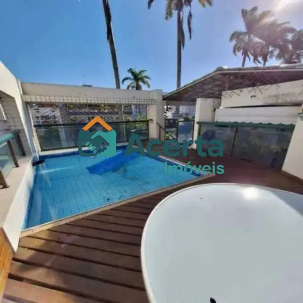 Cobertura, 3 quartos, 230 m² - Foto 1