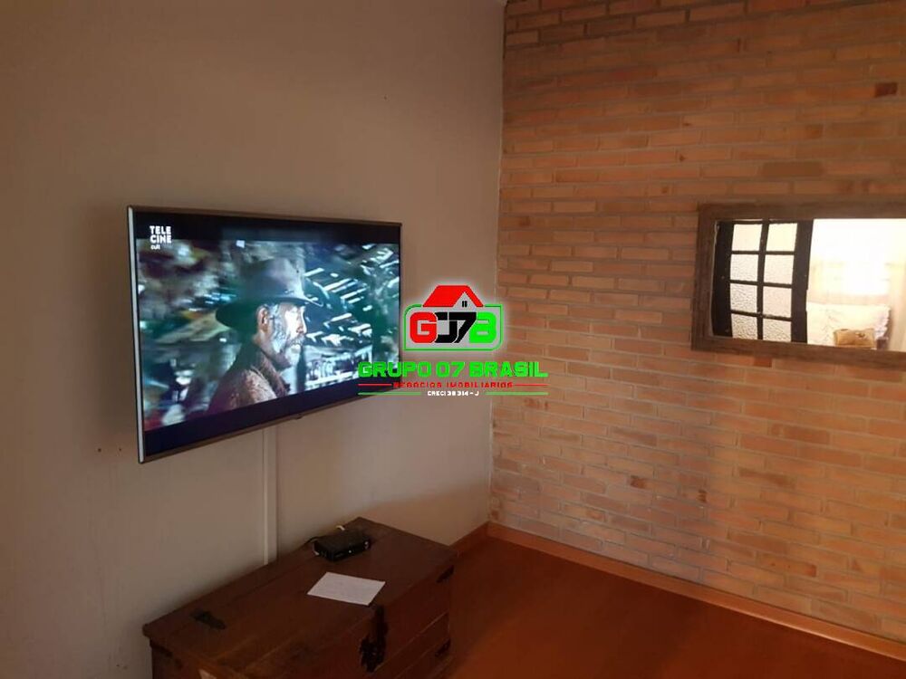 Casa à venda com 2 quartos, 250m² - Foto 2