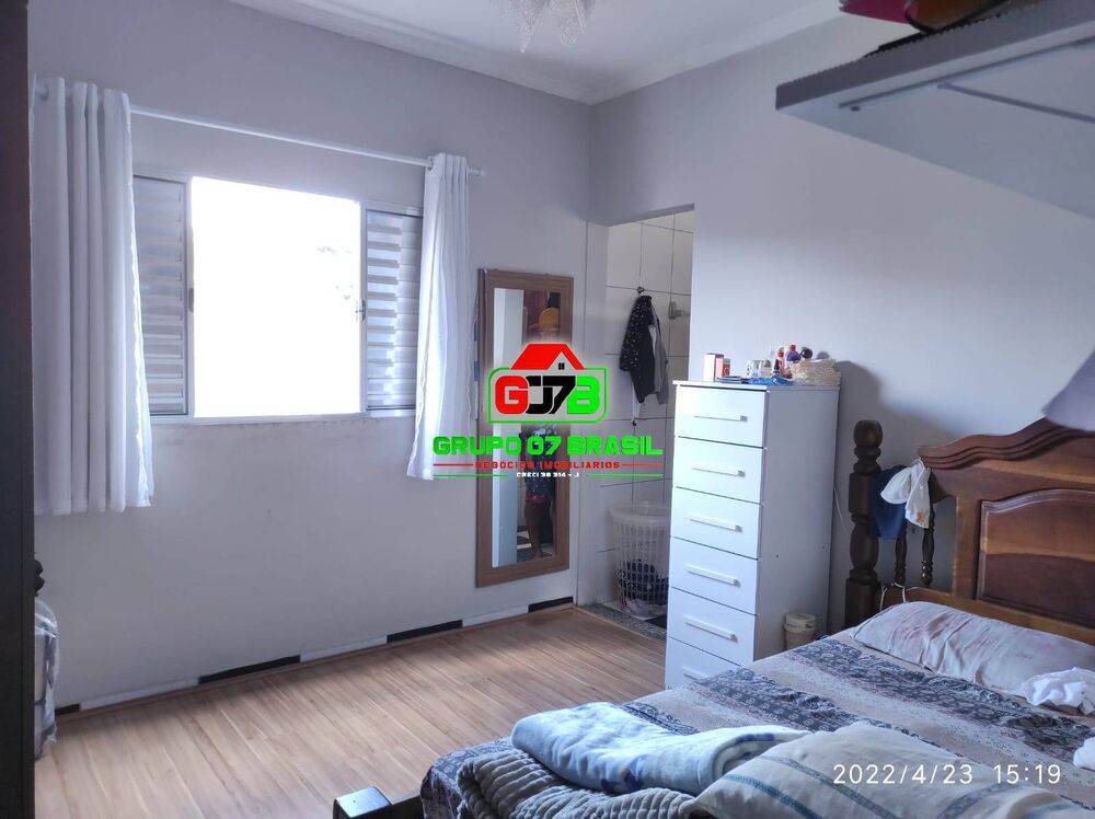 Casa à venda com 4 quartos, 186m² - Foto 3