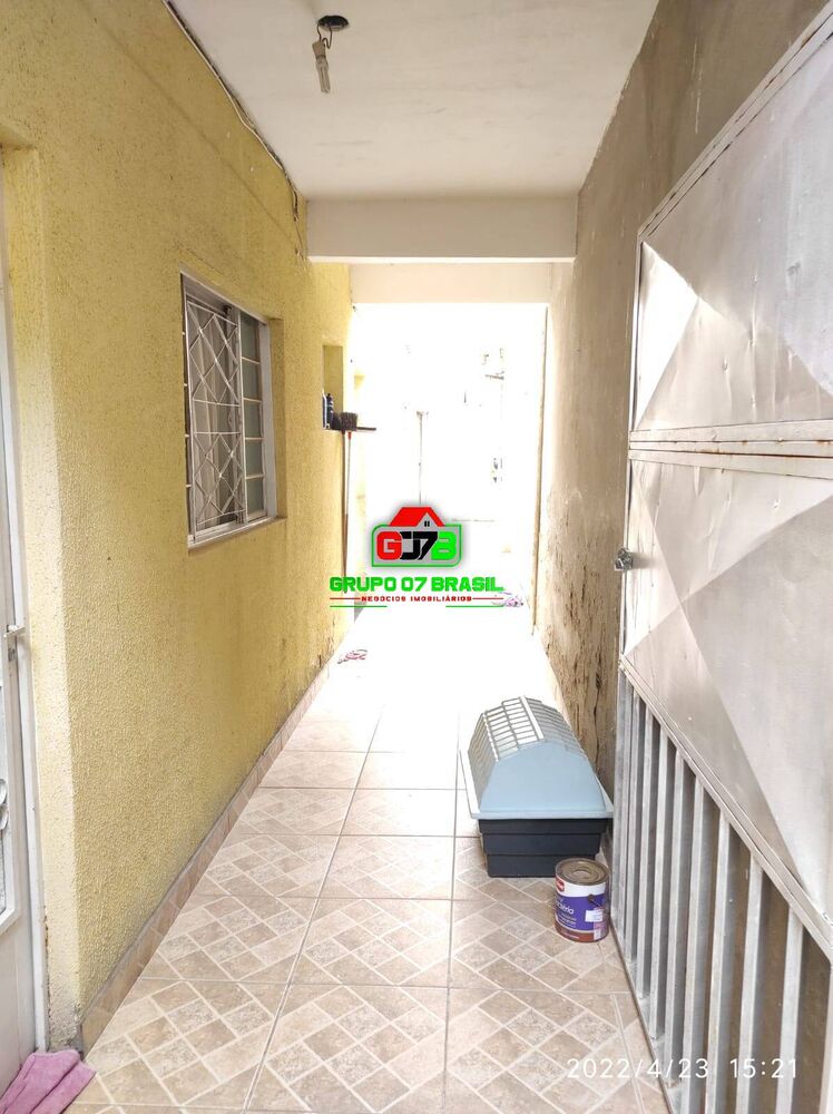 Casa à venda com 4 quartos, 186m² - Foto 2