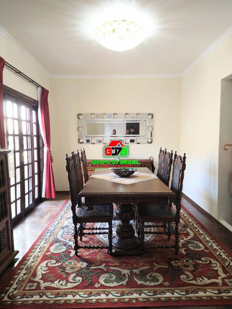 Sobrado, 8 quartos, 550 m² - Foto 1