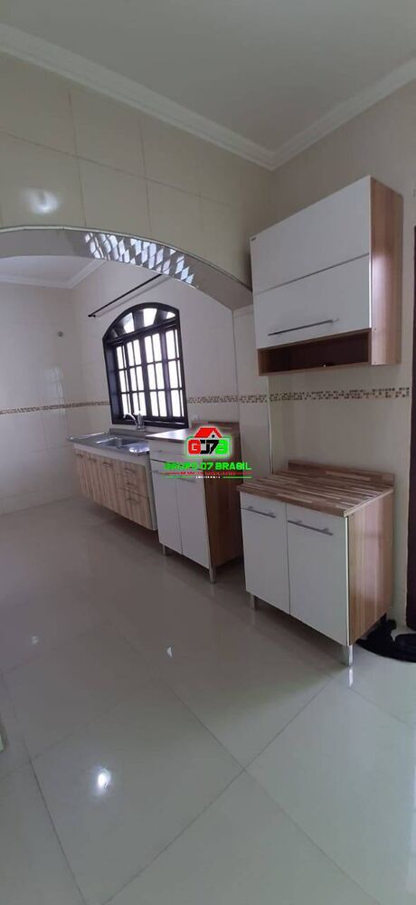 Sobrado, 3 quartos, 194 m² - Foto 2