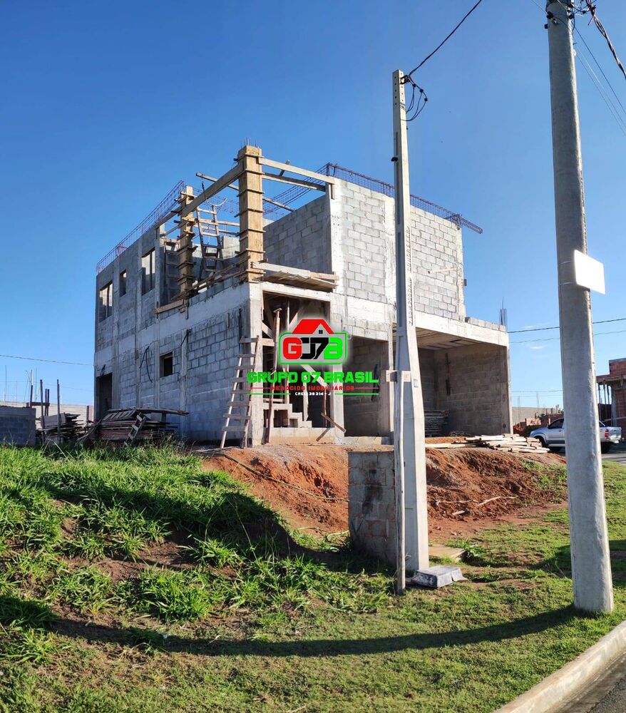 Casa, 4 quartos, 210 m² - Foto 1