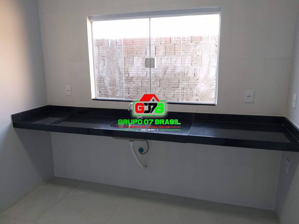 Casa, 3 quartos, 75 m² - Foto 2