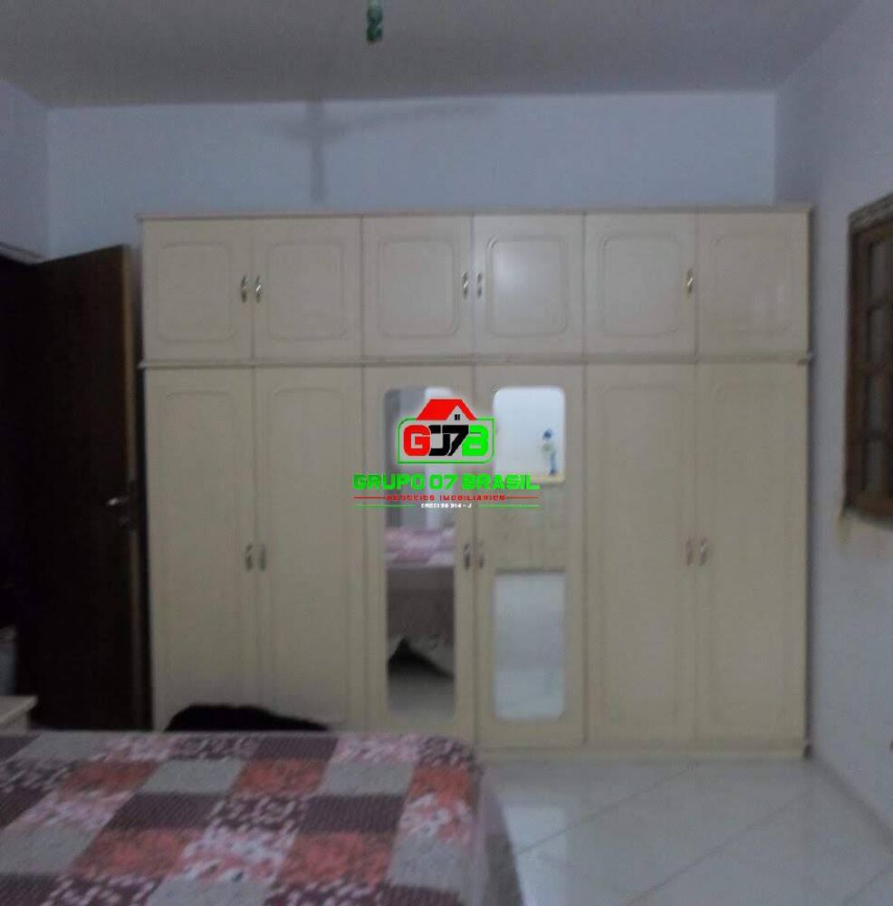 Casa, 3 quartos, 210 m² - Foto 2